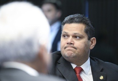 Após se reconciliar com Lula, Alcolumbre destravou matérias do governo -  (crédito: Edilson Rodrigues/Agência Senado)