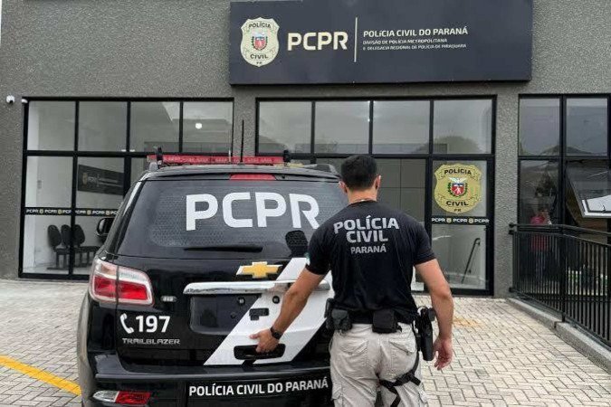 Ação da Polícia Civil resultou na captura de pai e filho que estavam foragidos há mais de um ano por chacina ligada a dívida rural - (crédito: Divulgação/Polícia Civil do Estado do Paraná) Ação da Polícia Civil resultou na captura de pai e filho que estavam foragidos há mais de um ano por chacina ligada a dívida rural - (crédito: Divulgação/Polícia Civil do Estado do Paraná)