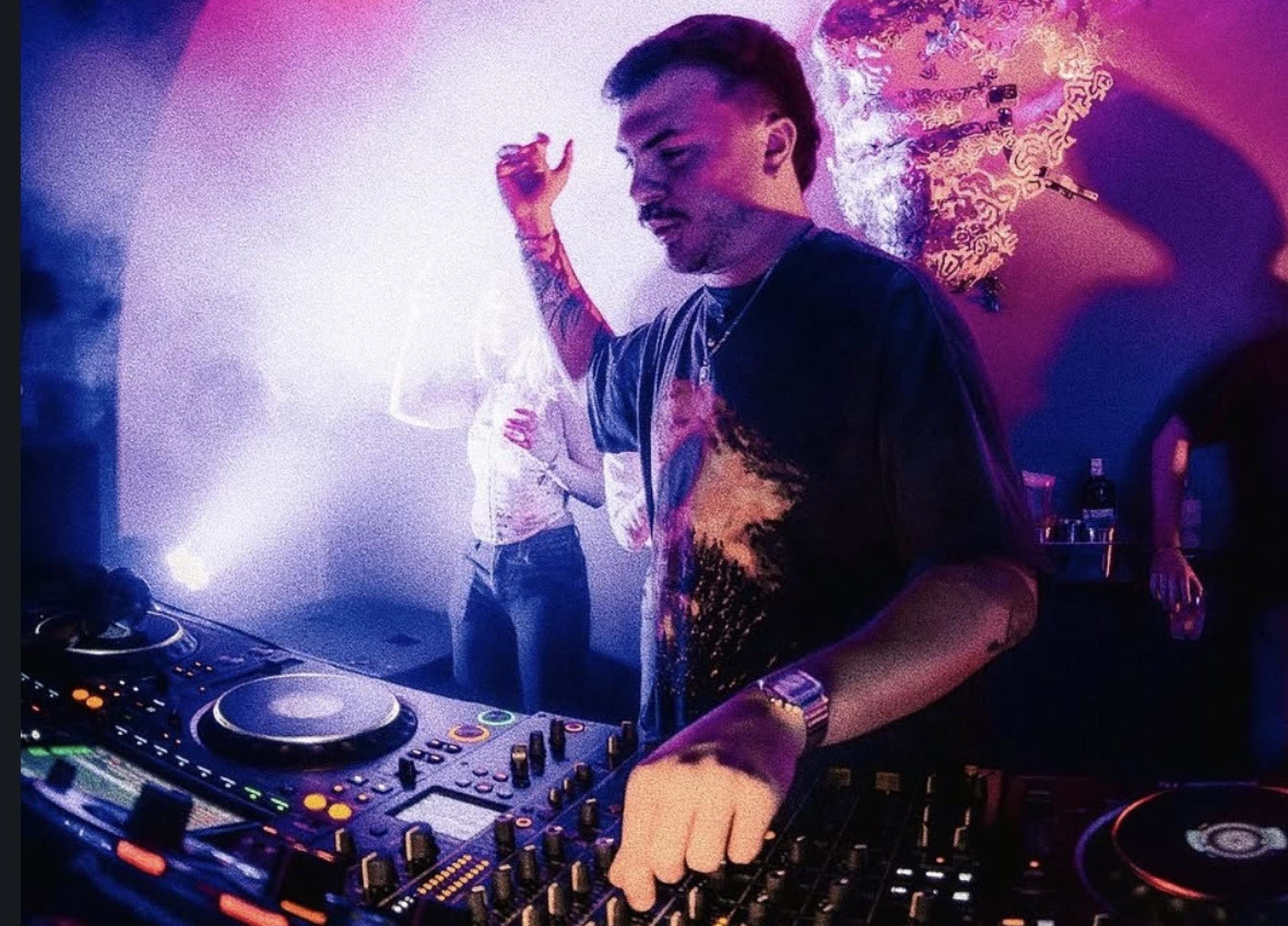 DJ Zerb consolida carreira internacional com o refino da música brasileira