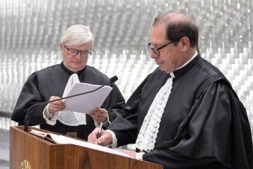 Em seu discurso de posse, Salomão destacou a relevância do STJ no Poder Judiciário e exaltou os antecessores. - (crédito: Lucas Pricken/STJ) Em seu discurso de posse, Salomão destacou a relevância do STJ no Poder Judiciário e exaltou os antecessores. - (crédito: Lucas Pricken/STJ)