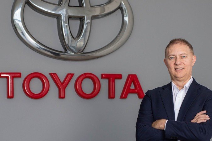 Toyota acelera com BNDES: novo centro para carros híbridos flex - QTU Questões do Universo