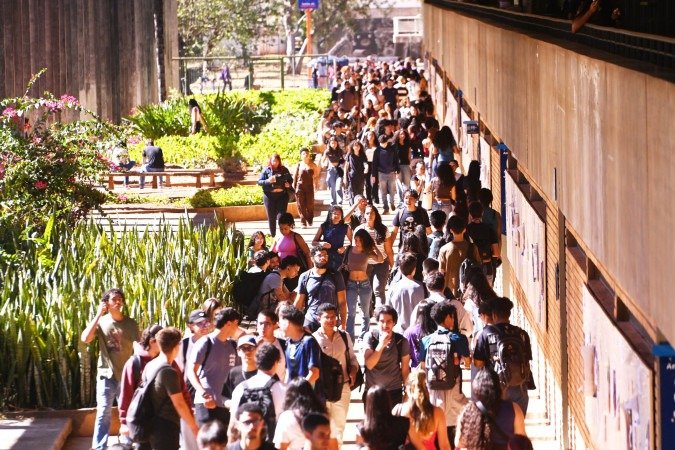 Alunos do 2º ano podem se inscrever no PAS 2 mesmo que não tenham participado da primeira etapa ou tenham sido eliminados. A inscrição para o PAS 3, que oferece 4.930 vagas para ingresso em 2027, foi encerrada em 27 de setembro, após prorrogação -  (crédito:  Ed Alves/CB/D.A Press)