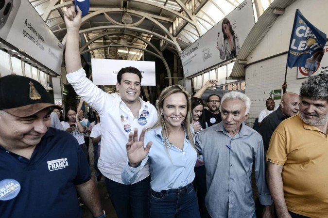 Candidata Celina Leão visita a Feira dos Importados no SIA - (crédito: Minervino Júnior/CB/DA Press) Candidata Celina Leão visita a Feira dos Importados no SIA - (crédito: Minervino Júnior/CB/DA Press)