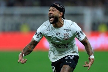 O holandês Memphis Depay, do Corinthians, é uma das estrelas estrangeiras do campeonato brasileiro - (crédito: AFP) O holandês Memphis Depay, do Corinthians, é uma das estrelas estrangeiras do campeonato brasileiro - (crédito: AFP)