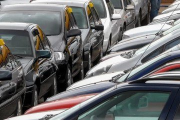 A nova regulamentação permite que a transferência eletrônica de veículos seja totalmente digital - (crédito: Marcello Casal Jr/Agência Brasil) A nova regulamentação permite que a transferência eletrônica de veículos seja totalmente digital - (crédito: Marcello Casal Jr/Agência Brasil)