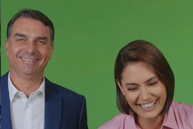 Flávio e Michelle brincam em gravação de vídeo de campanha...