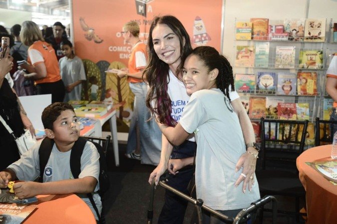 Um dos projetos da candidata é a valorização da cultura e incetivo a leitura entre os jovens - (crédito: Minervino Junior/CB/DA Press) Um dos projetos da candidata é a valorização da cultura e incetivo a leitura entre os jovens - (crédito: Minervino Junior/CB/DA Press)