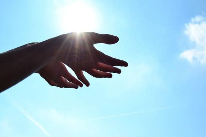A exposição ao Sol ajuda o organismo a produzir vitamina D - (crédito: Rawpixel/Divulgação ) A exposição ao Sol ajuda o organismo a produzir vitamina D - (crédito: Rawpixel/Divulgação )