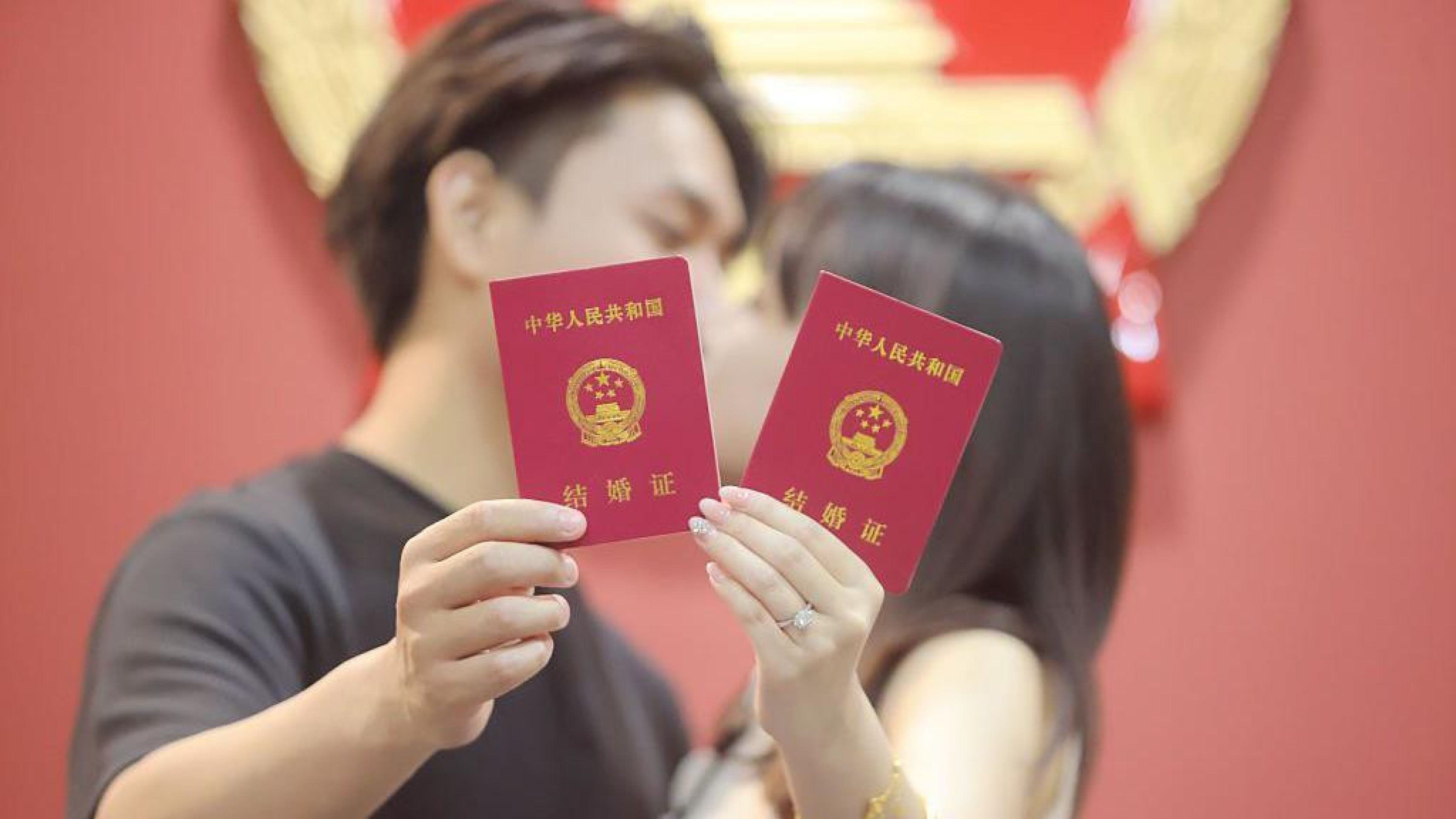 Como a falta de mulheres na China faz homens carem em golp | Mundo | QTU - Notícias