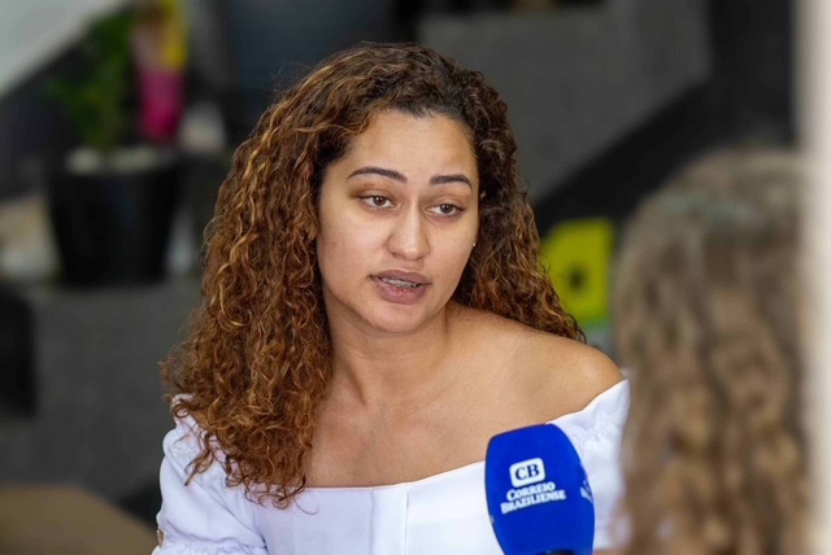 Vítima de sequestro e violência faz alerta a mulheres que sofrem abusos 