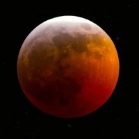 Acompanhe o eclipse lunar parcial que tingir&aacute; a Lua de tons avermelhados e acobreados, vis&iacute;vel em todo o Brasil -  (crédito: Divulga&ccedil;&atilde;o)