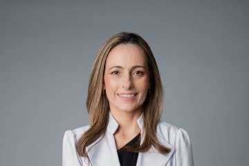 Marina Papais Alvarenga 