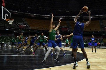 Seleção Brasileira já está adaptada à quadra do Ginásio Nilson Nelson - (crédito: Marcelo Ferreira/CB/D.A Press) Seleção Brasileira já está adaptada à quadra do Ginásio Nilson Nelson - (crédito: Marcelo Ferreira/CB/D.A Press)