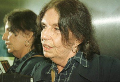  Brasil. Brasilia - DF. Pauta: Dona Maria Elisa Costa, presidente do IPHAN e tambem filha do arquiteto Lucio Costa em visita ao Conic. Brasilia, 20/11/2003. Foto: Daniel Alves/CB. Neg. 083315. Ed. Cidades. Dona Maria Elisa Costa, presidente do IPHAN (Instituto do Patrimonio Historico e Artistico Nacional) e tambem filha do arquiteto Lucio Costa em visita ao Conic.
       -  (crédito:  Daniel Alves/CB/D.A Press)