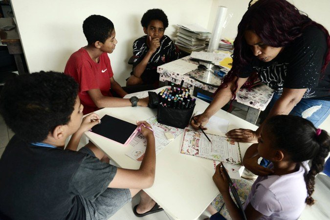 O projeto atende a mais de 50 crianças e adolescentes