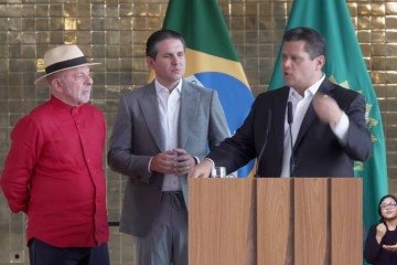 Lula, Alcolumbre e Motta após almoço no Palácio da Alvorada, marcado pelo diálogo entre os Poderes e pela discussão de pautas no Congresso - (crédito: Reprodução ) Lula, Alcolumbre e Motta após almoço no Palácio da Alvorada, marcado pelo diálogo entre os Poderes e pela discussão de pautas no Congresso - (crédito: Reprodução )