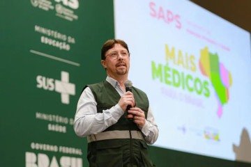 Felipe Proenço apontou que a formação regional de especialistas é crucial para fixar médicos fora das capitais - (crédito: Arquivo/Ministério da Saúde) Felipe Proenço apontou que a formação regional de especialistas é crucial para fixar médicos fora das capitais - (crédito: Arquivo/Ministério da Saúde)