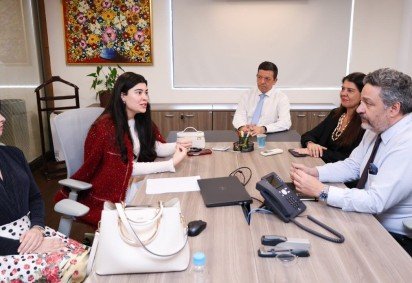 Representantes do Instituto Pr&oacute;-V&iacute;tima em reuni&atilde;o para discutir a federaliza&ccedil;&atilde;o do caso Mariana Ferrer -  (crédito: Divulga&ccedil;&atilde;o) -Representantes do Instituto Pr&oacute;-V&iacute;tima em reuni&atilde;o para discutir a federaliza&ccedil;&atilde;o do caso Mariana Ferrer -  (crédito: Divulga&ccedil;&atilde;o)
