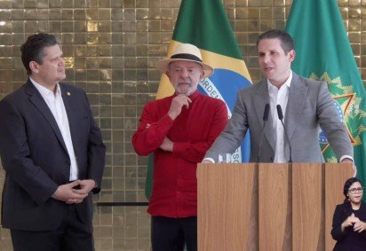 Hugo Motta classificou o encontro com Lula e Alcolumbre como 