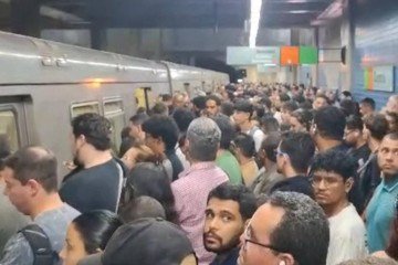 Falha causou tumulto na estação Central -  (crédito: Gabriel Pinheiro/Divulgação)