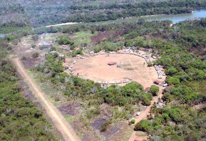 Manejo da floresta pelos indígenas ajuda a evitar que a mata nativa seja derrubada e permite que as comunidades se desenvolvam economicamente -  (crédito: Marcello Casal Jr/Agência Brasi)