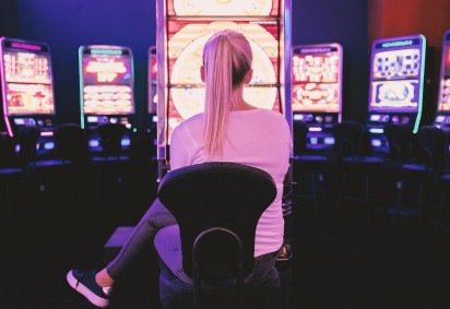 O relatório Mulheres & Bets, produzido pelo estúdio CLARICE em 2026, analisa o impacto profundo e desproporcional das apostas online na vida das brasileiras -  (crédito: Pixabay) -O relatório Mulheres & Bets, produzido pelo estúdio CLARICE em 2026, analisa o impacto profundo e desproporcional das apostas online na vida das brasileiras -  (crédito: Pixabay)