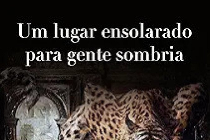 
Um lugar ensolarado para gente sombria
De Mariana Enriquez. Tradução: Elisa Menezes. Intrínseca, 222 páginas. R$ 79,90
