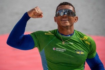 Um dia depois de terminar os 1.000m em nono, brasileiro conquista o C1 500m em Pozna e chega à 15ª medalha em Campeonatos Mundiais - (crédito: Fabio Canhete/CBCa) Um dia depois de terminar os 1.000m em nono, brasileiro conquista o C1 500m em Pozna e chega à 15ª medalha em Campeonatos Mundiais - (crédito: Fabio Canhete/CBCa)