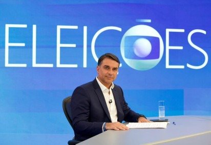 Flávio Bolsonaro na Globo: o que disse o candidato à Presidência na entrevista à emissora -  (crédito: Globo/ Manoella Mello) -Flávio Bolsonaro na Globo: o que disse o candidato à Presidência na entrevista à emissora -  (crédito: Globo/ Manoella Mello)