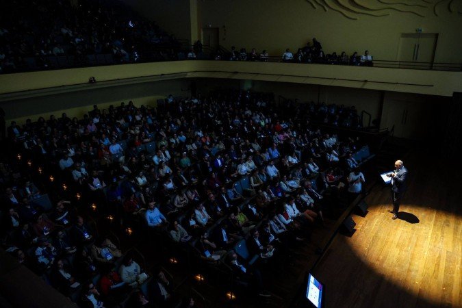 O seminário teve quatro mesas ao longo do dia, dedicadas a avaliações externas, currículo e progressão, avaliação formativa, e ensino no nível do estudante -  (crédito: Paulo Guereta)