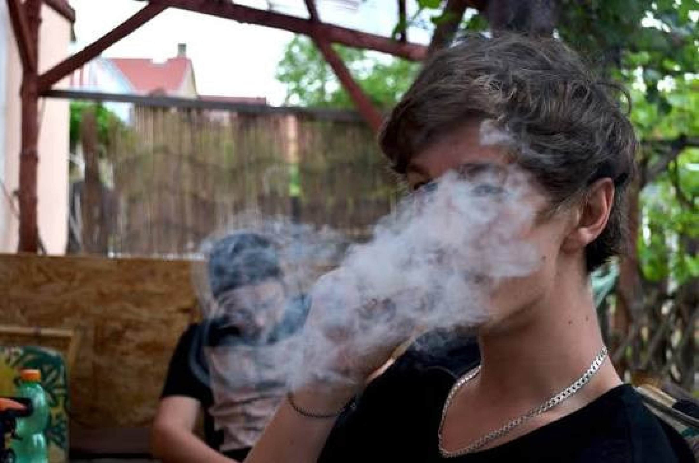 Cocaína e anfetaminas podem quase triplicar risco de AVC, diz estudo