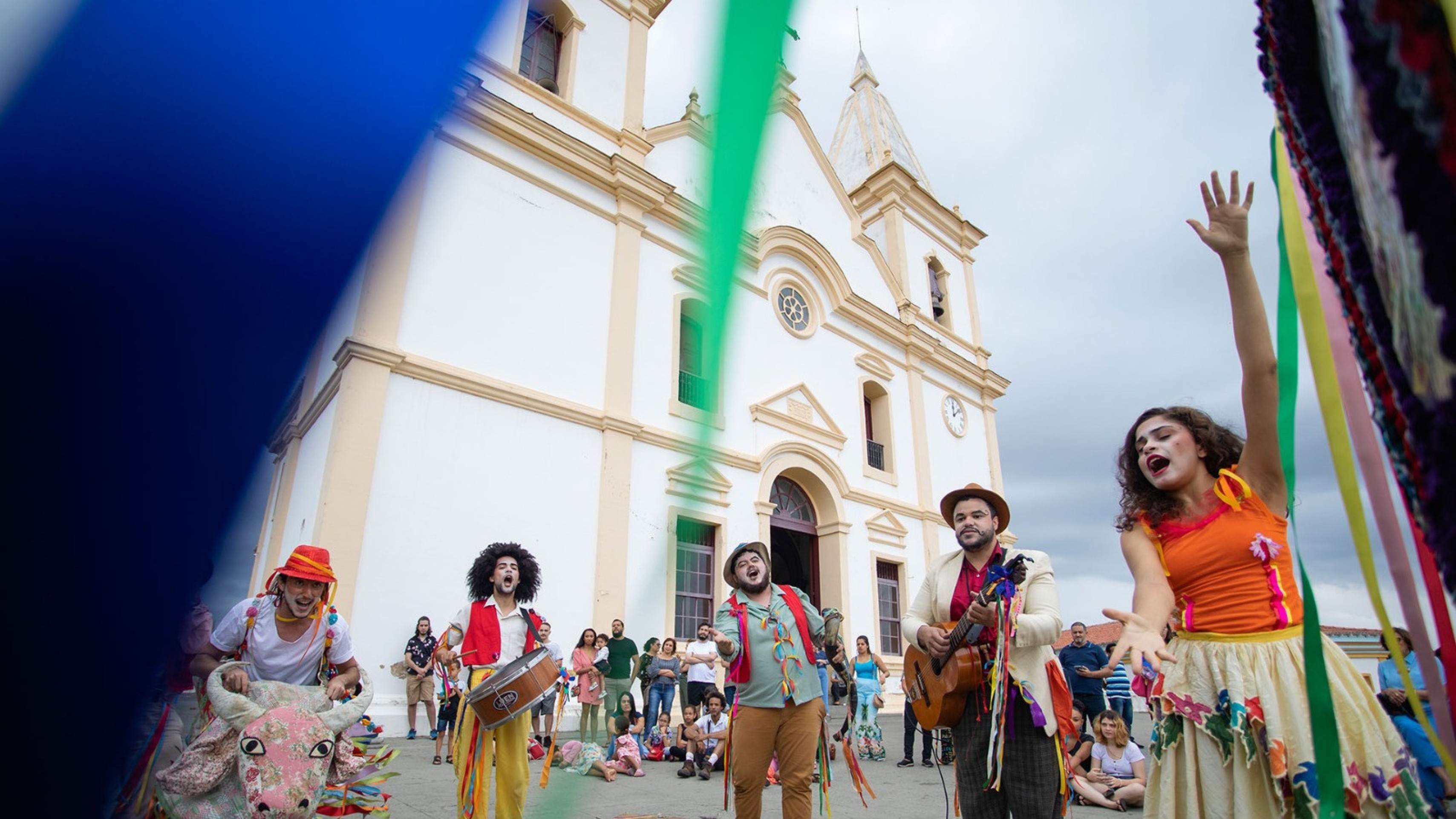 Santa Luzia, em Minas Gerais, transforma sua história em palco na 3ª Mostra de Teatro Popular