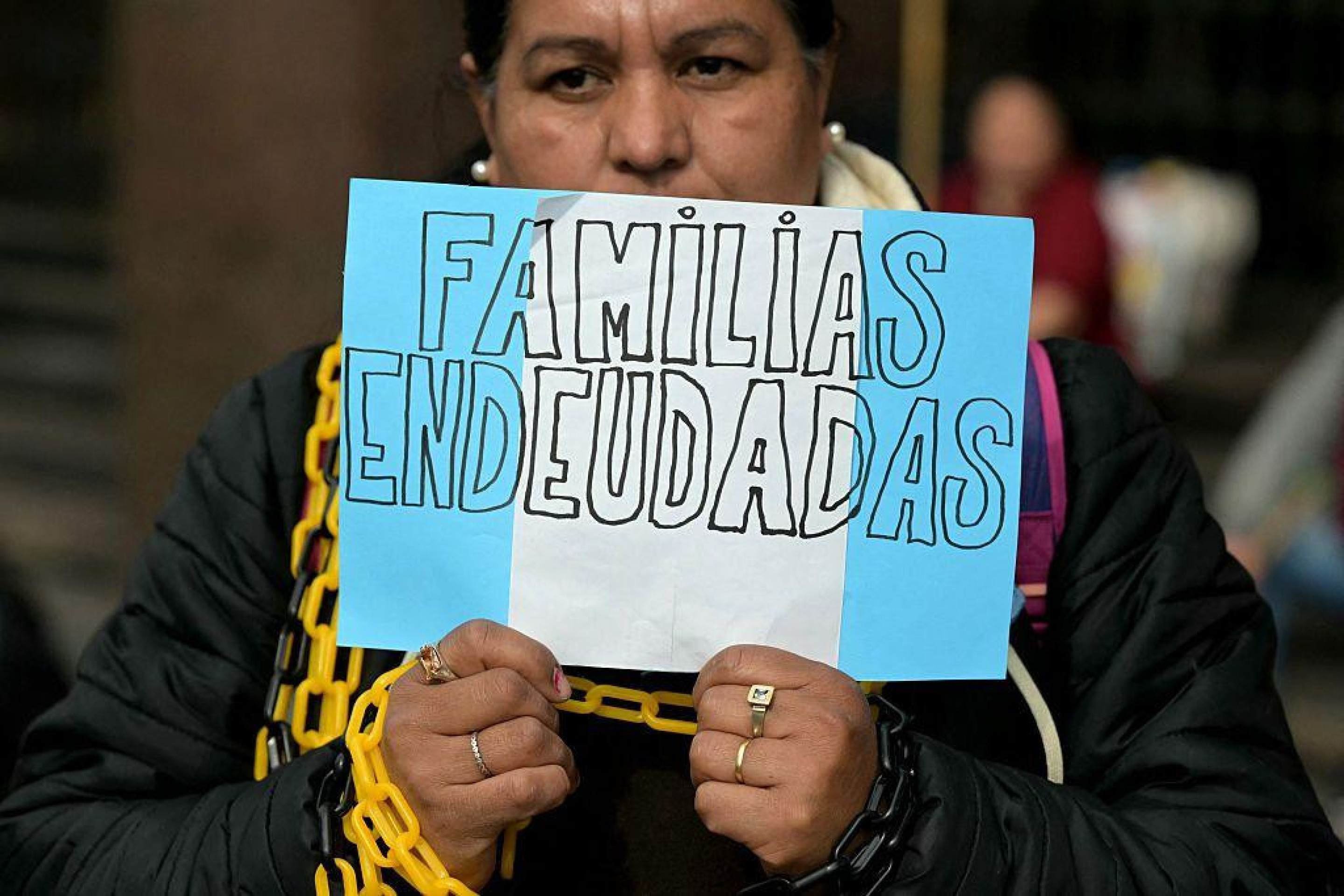 Os milhões de argentinos com dívidas em atraso e o que isso indica sobre a economia do país: 