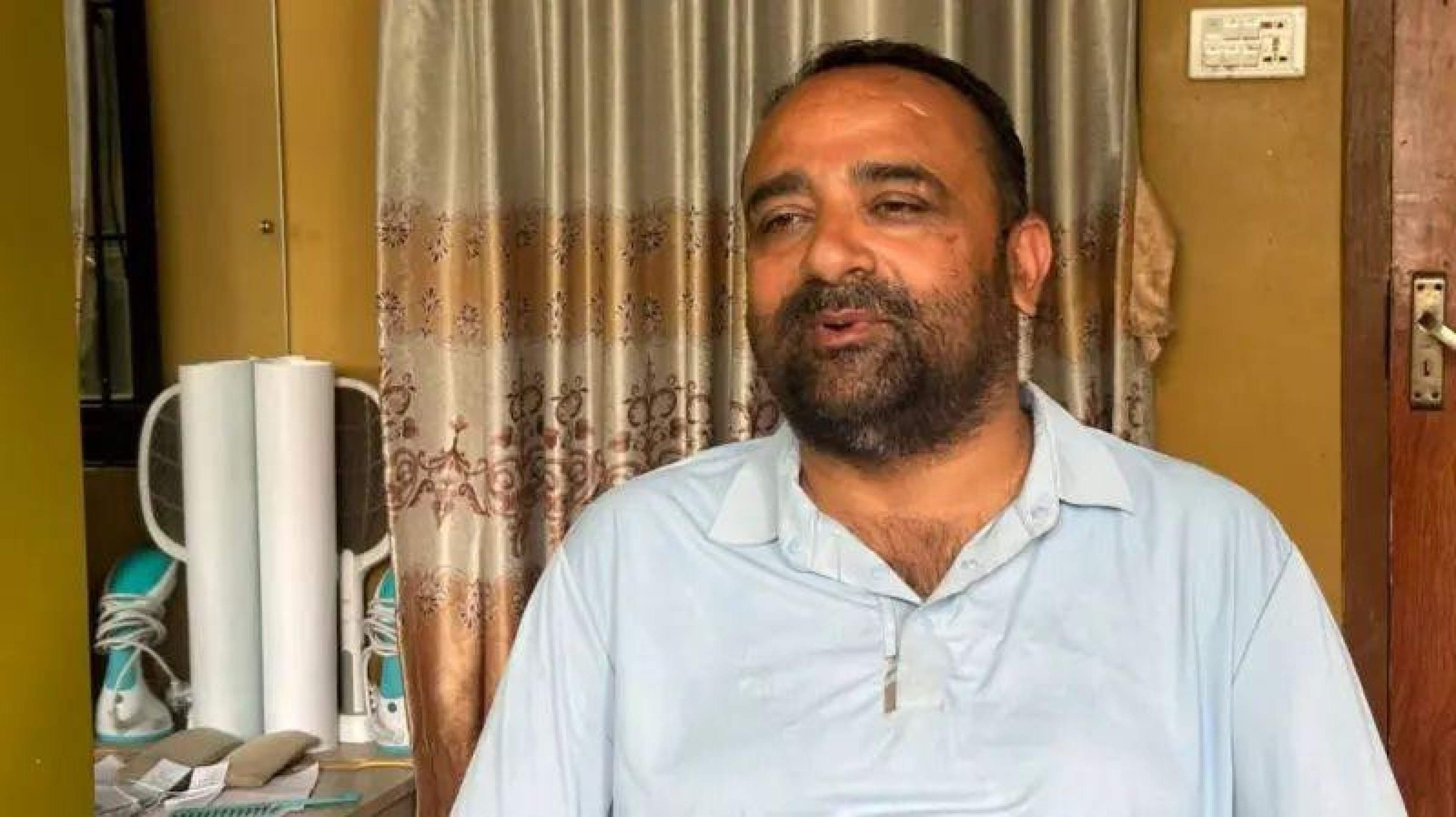 O diretor de escola que salvou 900 estudantes das inundações no Nepal - QTU Questões do Universo