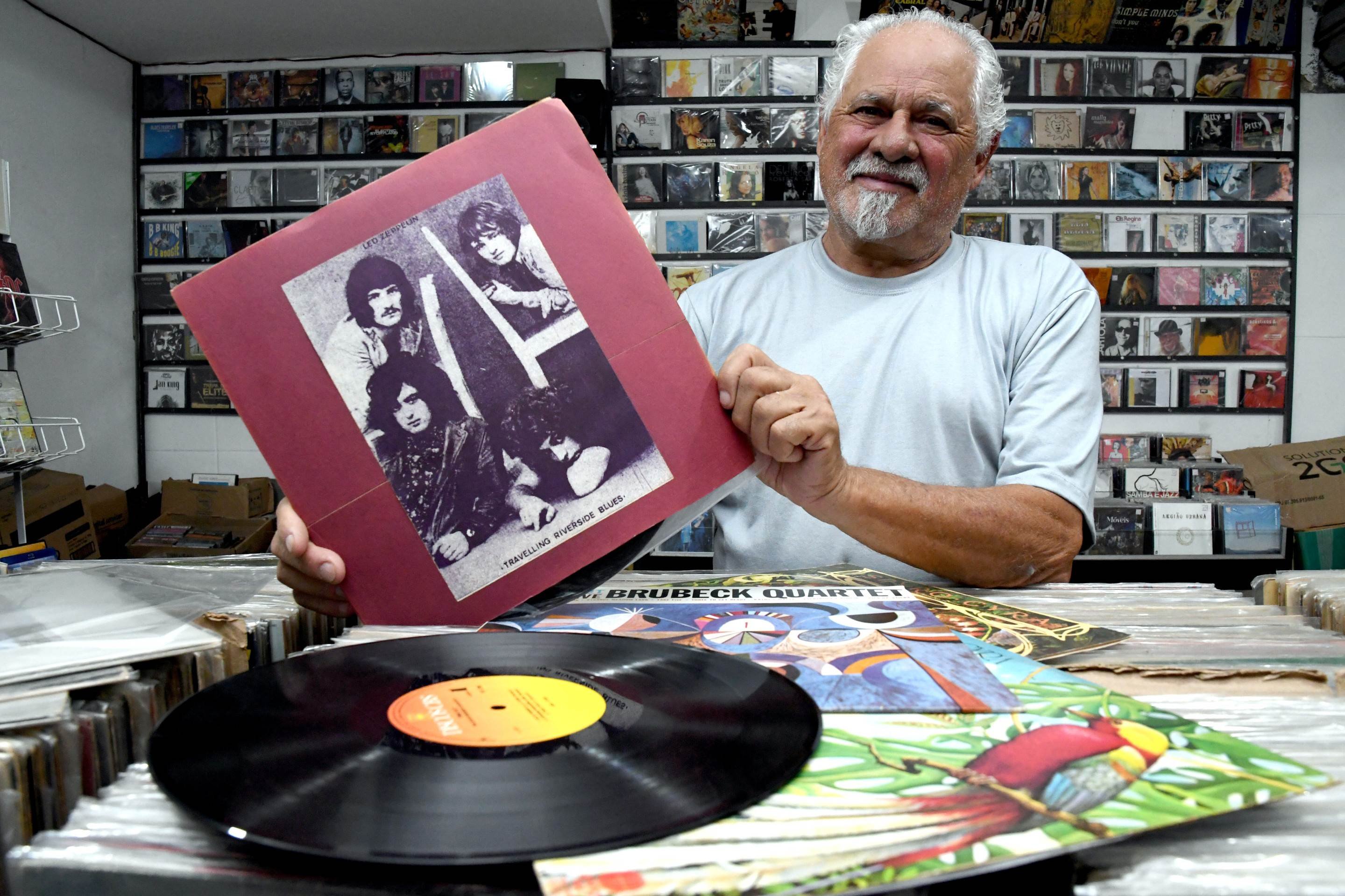 Vinil une gerações, preserva memórias e movimenta a cena do DF