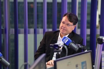 Na avaliação do candidato, o transporte sobre trilhos deve ser uma das prioridades de um eventual governo - (crédito: Peter Neylon/Divulgação) Na avaliação do candidato, o transporte sobre trilhos deve ser uma das prioridades de um eventual governo - (crédito: Peter Neylon/Divulgação)