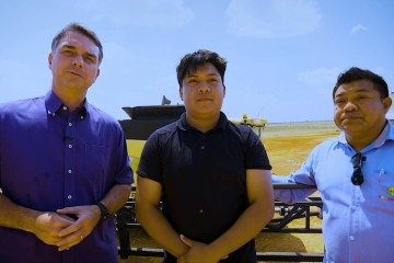 Candidato à Presidência Flávio Bolsonaro (PL) visita comunidade indígena em Mato Grosso -  (crédito: Equipe Flávio Bolsonaro/Reprodução)