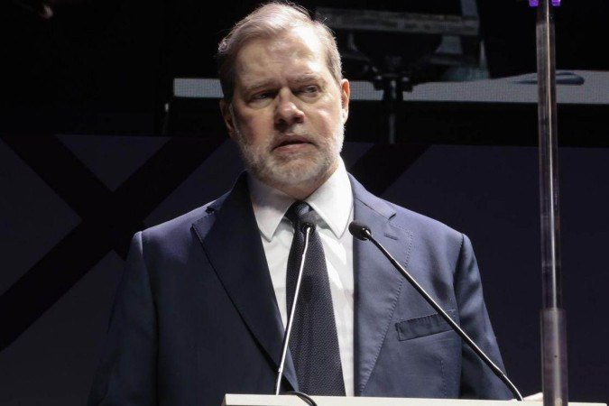 Candidatura de Renan não está suspensa, mas ele não pode mais usar redes sociais e nenhuma plataforma online - (crédito: Andrpe Borges/EPA/Shutterstock) Candidatura de Renan não está suspensa, mas ele não pode mais usar redes sociais e nenhuma plataforma online - (crédito: Andrpe Borges/EPA/Shutterstock)