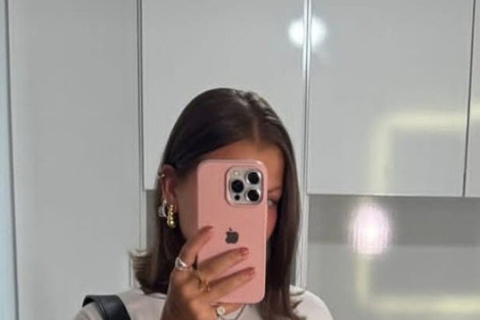 É possível dar um ar mais formal à composição misturando com alfaiataria