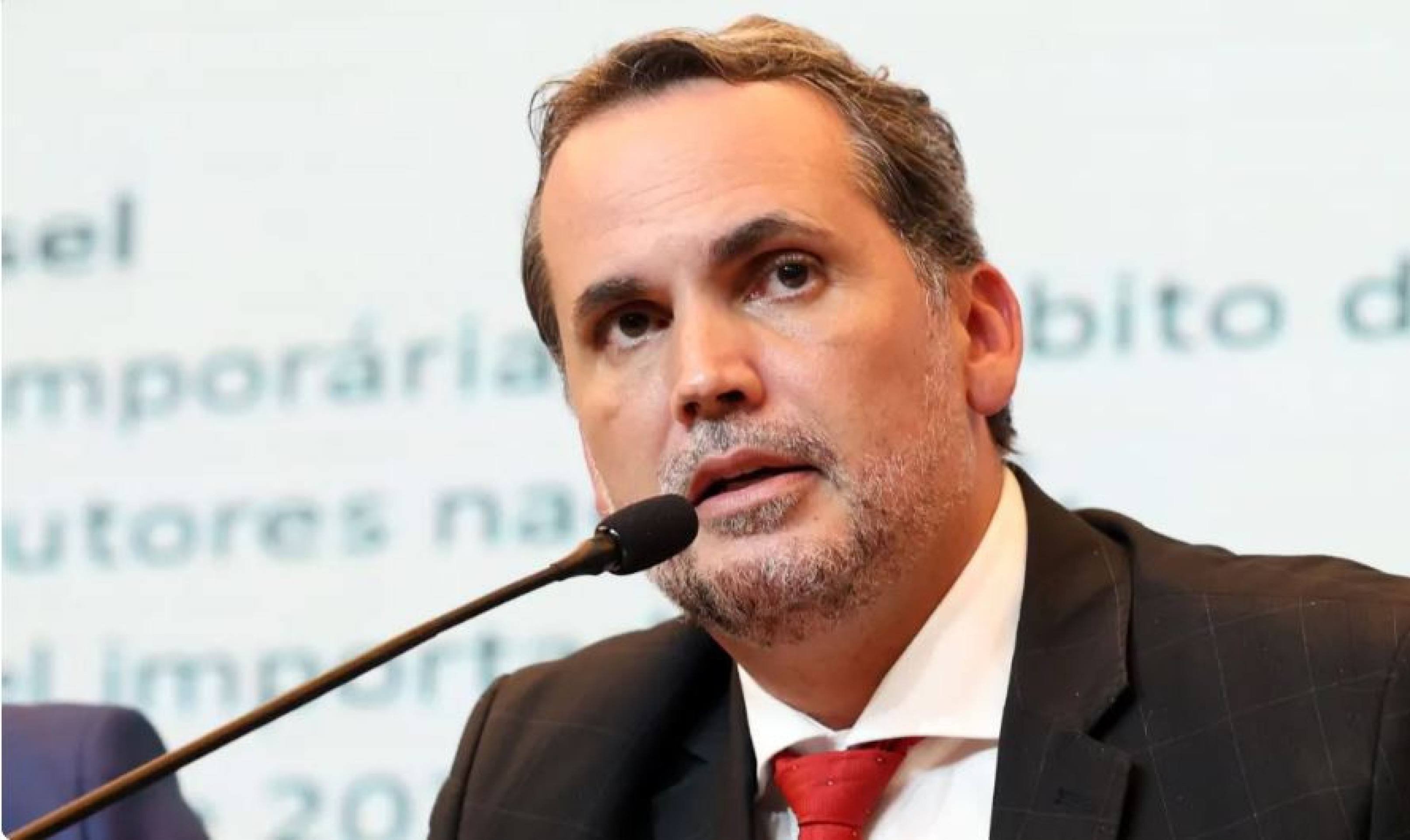 Governo promete encerrar 2027 no azul com superavit de R$ 18,6 bi