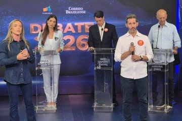 Candidatos se enfrentam no segundo bloco do debate do Correio -  (crédito: Minervino Junior/CB/D.A.Press)