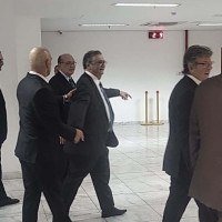 Alexandre de Moraes deixa sede do STF acompanhado de quatro ministros e sob forte esquema de segurança após sessão do plenário -  (crédito: Renato Souza/ CB)