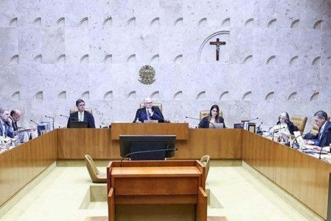 Para Hartmann, mesmo em cenário de vitória de Flávio Bolsonaro, Moraes e outros ministros ainda estariam blindados de impeachments - (crédito: Divulgação/Insper) Para Hartmann, mesmo em cenário de vitória de Flávio Bolsonaro, Moraes e outros ministros ainda estariam blindados de impeachments - (crédito: Divulgação/Insper)