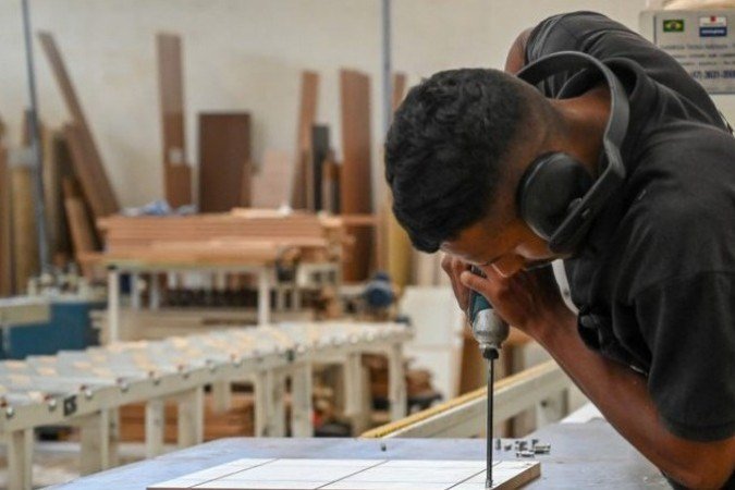 Empresas de pequeno porte precisam se atentar às novas regras e prazos do Simples Nacional com a Reforma Tributária - (crédito: Divulgação/CNI) Empresas de pequeno porte precisam se atentar às novas regras e prazos do Simples Nacional com a Reforma Tributária - (crédito: Divulgação/CNI)