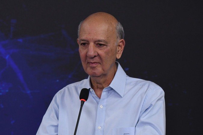 Arruda teve candidatura barrada em julgamento no TRE-DF
- (crédito: Marcelo Ferreira CB/DA Press) Arruda teve candidatura barrada em julgamento no TRE-DF
- (crédito: Marcelo Ferreira CB/DA Press)