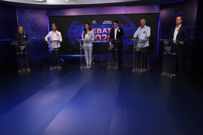 Debate do Correio reuniu seis candidatos ao GDF, nesta terça-feira (1º/9) - (crédito: Marcelo Ferreira/CB/D.A Press) Debate do Correio reuniu seis candidatos ao GDF, nesta terça-feira (1º/9) - (crédito: Marcelo Ferreira/CB/D.A Press)