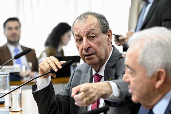 CCJ pode votar fim da escala 6x1 nesta quarta-feira
