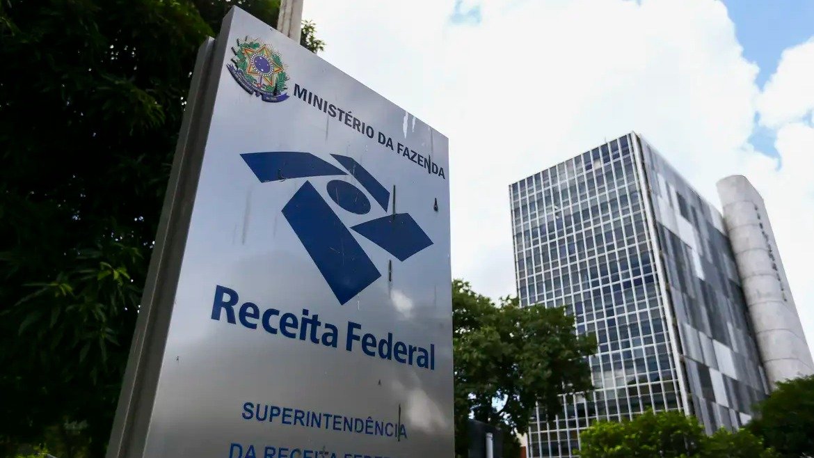 A Receita Federal, vinculada ao Minist&eacute;rio da Fazenda, estabelece novas diretrizes para nanoempreendedores na Reforma Tribut&aacute;ria -  (crédito: Marcelo Camargo/Ag&ecirc;ncia Brasil)