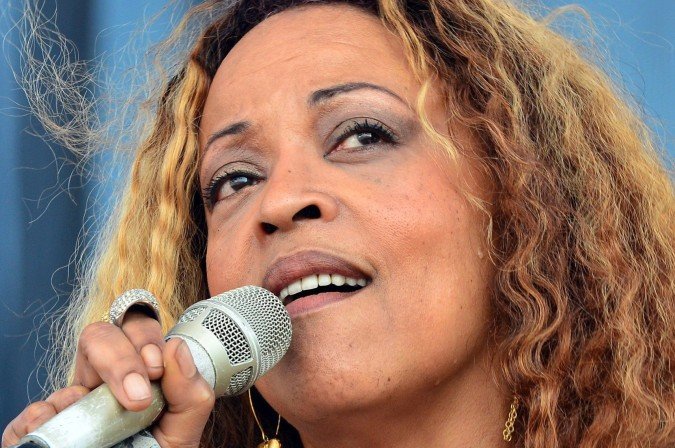 Cantora de jazz Cassandra Wilson morre aos 70 anos - QTU Questões do Universo