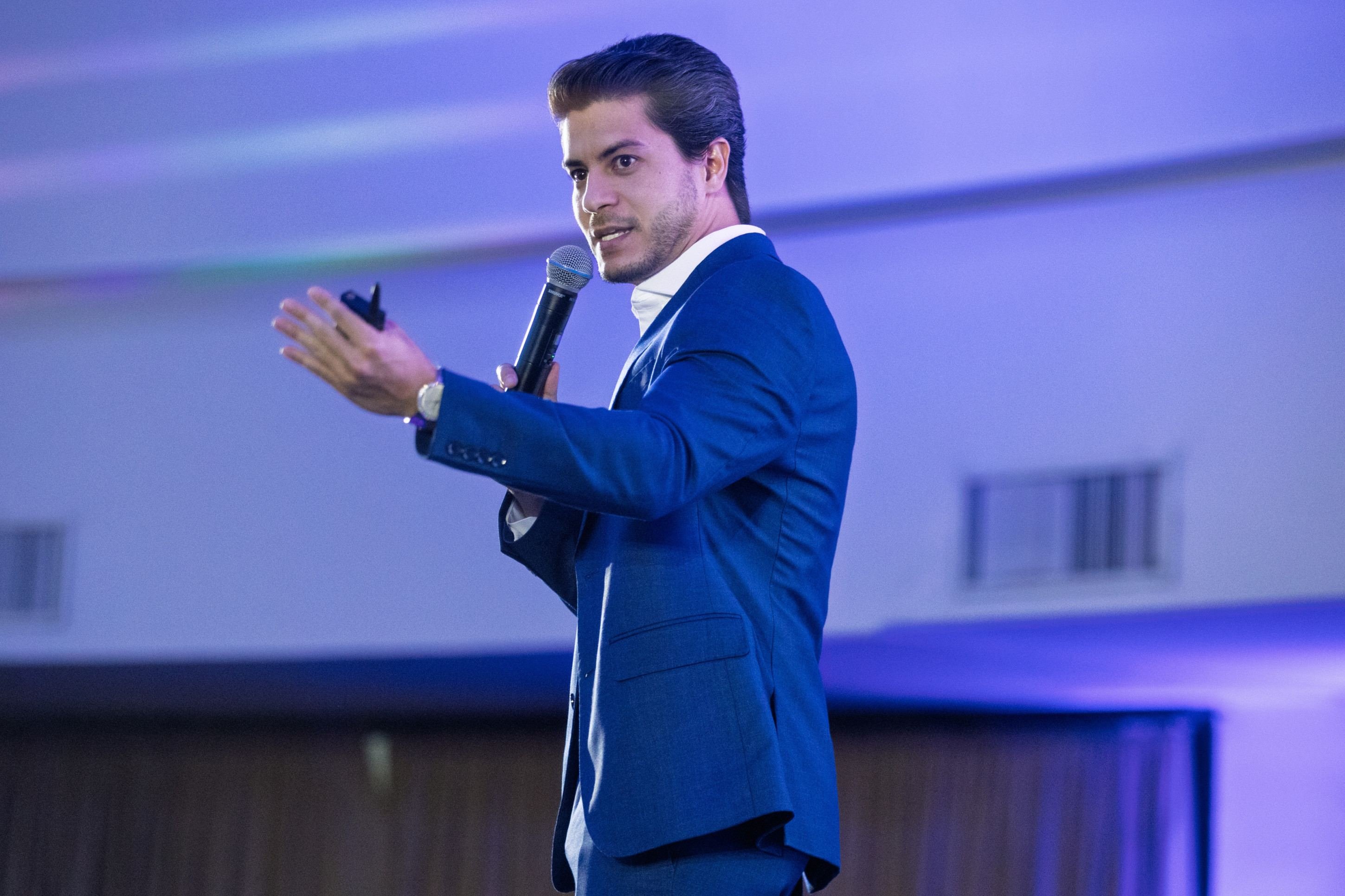 Fora das telas, Arthur Aguiar vive nova fase como empresário; saiba mais
